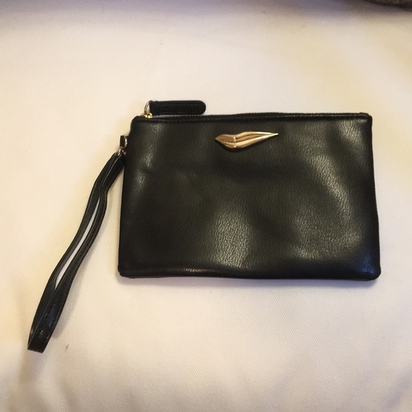 Diane Von Furstenberg Handbags - Diane Von Furstenberg Wristlet